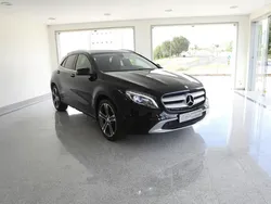 Preto Usado 2016 Mercedes GLA180 Urban SUV | € 23.000 (Super Preço)