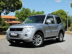 Cinza Usado 2014 Mitsubishi Pajero Instyle SUV | € 25.500