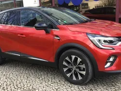 Vermelho Usado 2024 Renault Captur Techno SUV | € 22.490 (Preço justo)