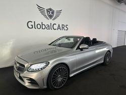 Cinza Usado 2020 Mercedes C200 AMG line Sedan | € 39.490