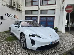 Branco Usado 2020 Porsche Taycan 4S Performance Package Sedan | € 68.450
