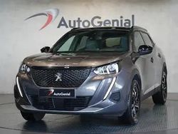 Cinza Usado 2024 Peugeot 2008 Allure SUV | € 23.990 (Preço elevado)