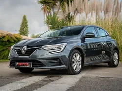 Cinza Usado 2021 Renault Mégane IV LIMITED | € 16.950 (Preço justo)