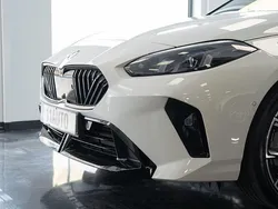 Branco Usado 2024 BMW 120 Citadino | € 45.850 (Preço justo)