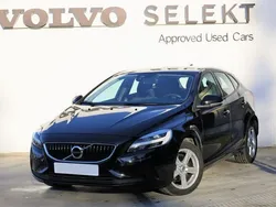 019 preto Usado 2017 Volvo V40 Momentum Carrinha | € 15.200 (Preço elevado)