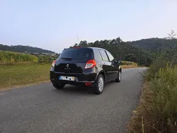 Usado 2010 Renault Clio II Sedan | € 4.500 (Preço justo)