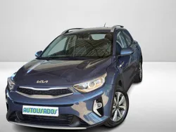 Azul Usado 2024 Kia Stonic SUV | € 17.490 (Preço justo)