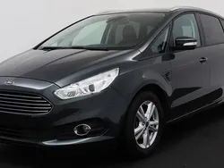 Verde Usado 2018 Ford S-MAX S Monovolume | € 21.950 (Bom preço)