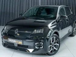 Preto Usado 2024 Renault R5 Komfort Citadino | € 33.900