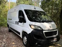 Branco Usado 2022 Peugeot Boxer Van | € 18.500 (Preço justo)