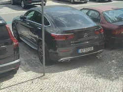 Cinzento Usado 2021 Mercedes GLC300e Sedan | € 53.000