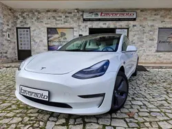 Branco Usado 2020 Tesla Model 3 Long Range Sedan | € 28.500 (Preço justo)