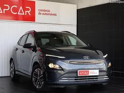 Cinza Usado 2022 Hyundai Kauai Premium SUV | € 19.450 (Bom preço)