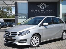 Cinza Usado 2017 Mercedes B180 Urban Monovolume | € 16.900 (Preço justo)