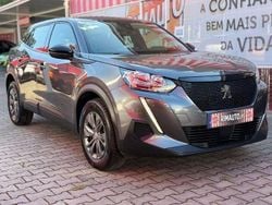 Cinzento Usado 2022 Peugeot 2008 Active SUV | € 19.749 (Preço justo)