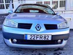 Cinzento Usado 2006 Renault Mégane II Citadino | € 2.250 (Bom preço)