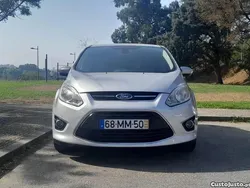 Cinza Usado 2011 Ford C-MAX Titanium Monovolume | € 6.000