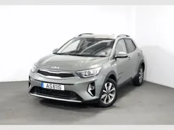 Branco Usado 2022 Kia Stonic SUV | € 15.190 (Preço justo)
