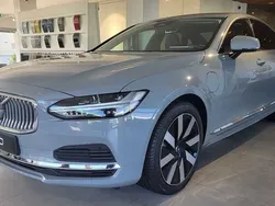 Cinzento Novo 2024 Volvo S90 Sedan | € 61.400