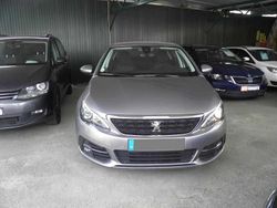 Cinzento Usado 2018 Peugeot 308 Citadino | € 15.700 (Caro)
