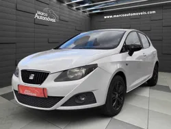 Branco Usado 2011 Seat Ibiza Reference Citadino | € 6.950 (Preço justo)