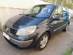 Cinzento Usado 2005 Renault Scénic II Monovolume | € 3.749 (Preço justo)