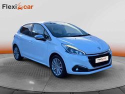 Branco Usado 2017 Peugeot 208 Citadino | € 11.480 (Preço elevado)