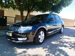 Usado 2015 Skoda Octavia Carrinha | € 6.000