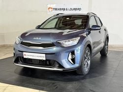 Azul Usado 2025 Kia Stonic SUV | € 21.250 (Preço elevado)