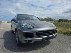 Cinzento Usado 2015 Porsche Cayenne SUV | € 37.750 (Super Preço)