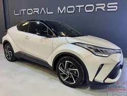 Branco Usado 2023 Toyota C-HR SUV | € 28.900 (Bom preço)