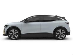 Cinzento Usado 2023 Renault Mégane Techno Citadino | € 30.990 (Bom preço)