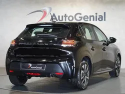 Preto Novo 2025 Peugeot 208 Style Citadino | € 20.990 (Preço elevado)