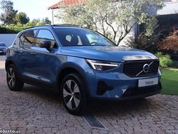 Azul Usado 2023 Volvo XC40 Inscription SUV | € 45.950