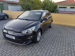 Usado 2021 Kia Rio 2 Sedan | € 16.000