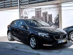 Preto Usado 2016 Volvo V40 Carrinha | € 11.450 (Preço justo)