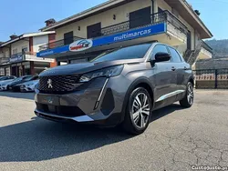 Cinza Usado 2022 Peugeot 3008 Allure SUV | € 23.990 (Preço justo)