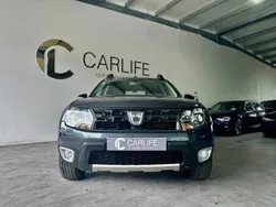 Cinzento Usado 2017 Dacia Duster SUV | € 12.450 (Bom preço)