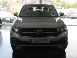 Cinzento Usado 2021 VW T-Cross SUV | € 17.000 (Preço justo)