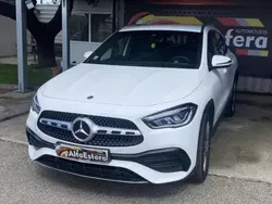 Branco Usado 2022 Mercedes GLA250 AMG line SUV | € 53.900