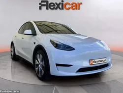 Branco Usado 2024 Tesla Model Y SUV | € 34.990 (Caro)
