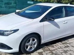 Branco Usado 2018 Toyota Auris Citadino | € 18.300 (Preço justo)