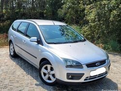 Cinza Usado 2005 Ford Focus Sport Carrinha | € 2.499 (Preço justo)