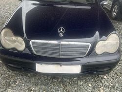 Usado 2001 Mercedes C220 Classic Sedan | € 3.850