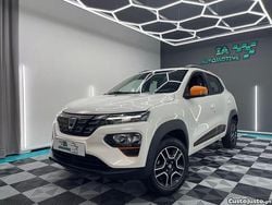 Branco Usado 2021 Dacia Spring Comfort Plus Citadino | € 10.750 (Preço elevado)
