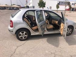 Usado 2000 Skoda Fabia Citadino | € 2.500 (Preço justo)