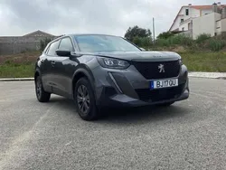 Cinzento Usado 2021 Peugeot 2008 SUV | € 20.200 (Preço justo)