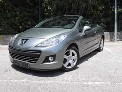 Cinzento Usado 2013 Peugeot 207 Cabrios | € 9.900