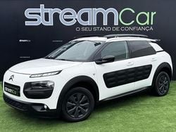 Branco Usado 2017 Citroën C4 Cactus Citadino | € 13.900