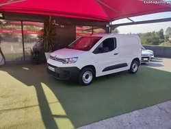 Branco Usado 2020 Citroën Berlingo Monovolume | € 11.450 (Bom preço)